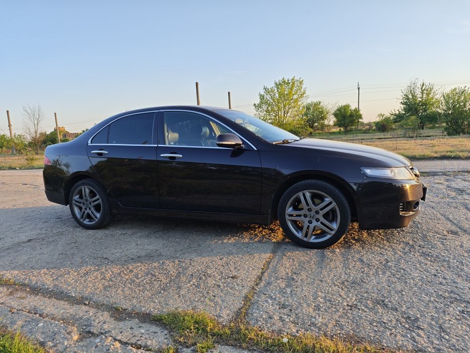 Honda Accord CL7 2.0