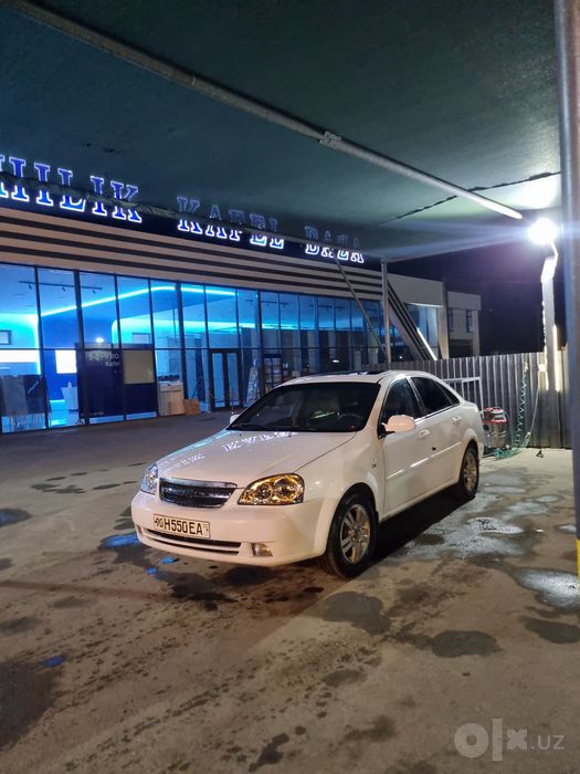 Lacetti avtomat sotiladi