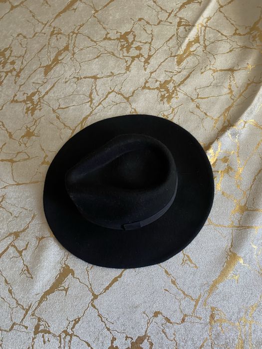 Palarie dama universală