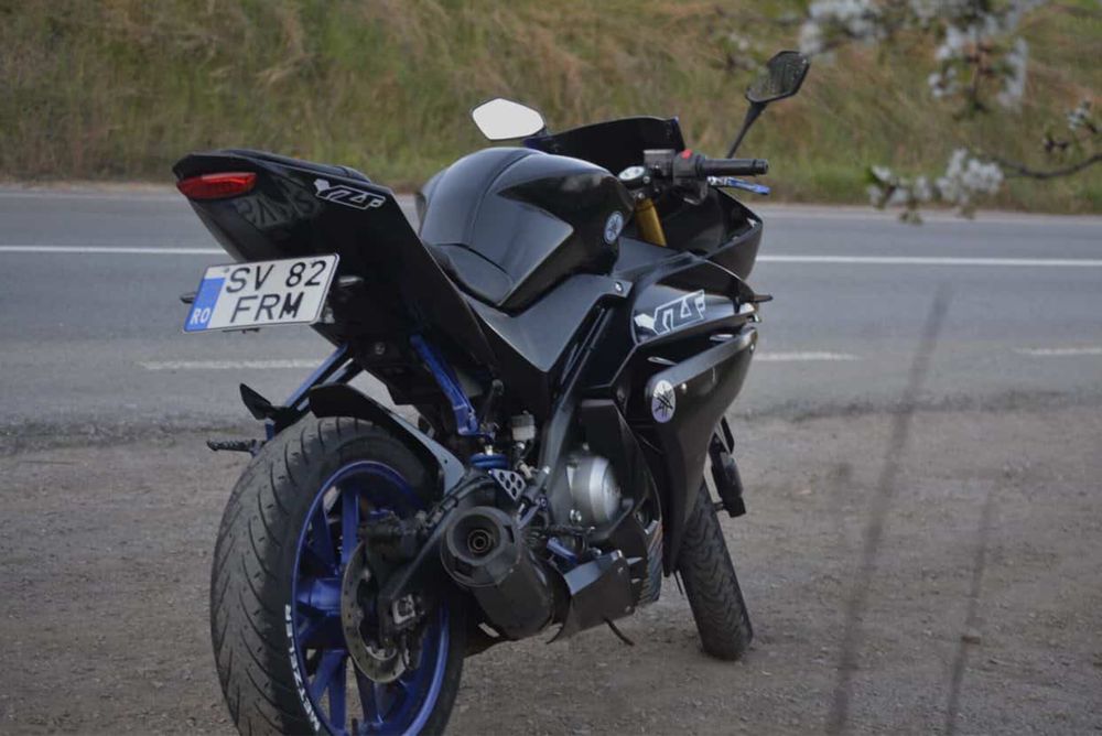 Yamaha yzf r125 2016