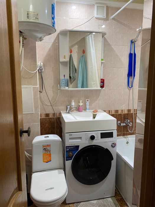 Продается 1 ком кв 2 школа