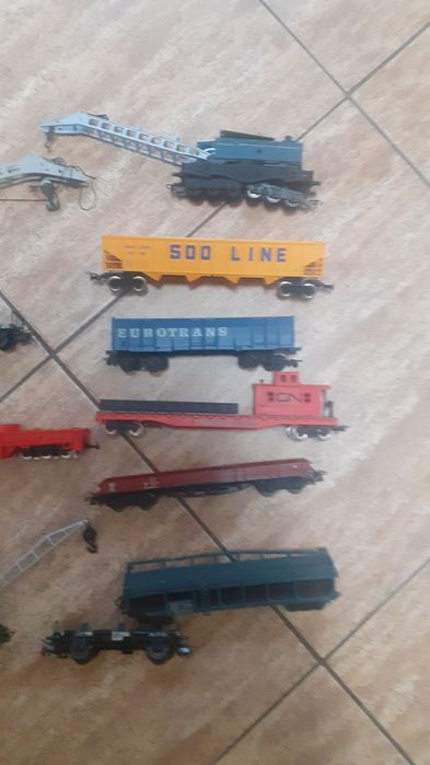 Macarale&vagoane trenulet electric HO