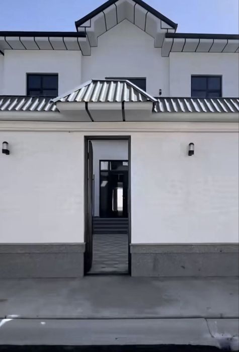 Коттедж - 2.5 соток 12 комнатный, Ор-р: Жомий базар Чукурсой