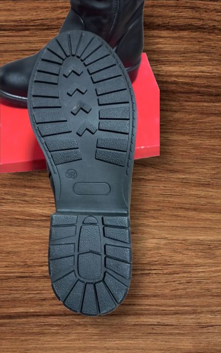 Ghete îmblănite noi