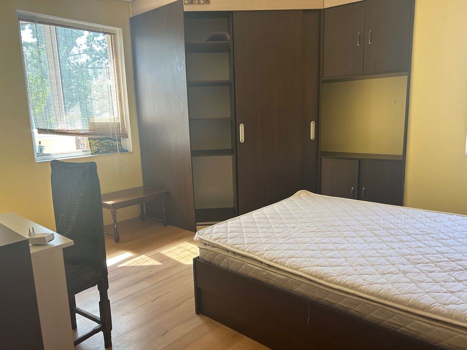 Дава се под наем Тристаен апартамент в Пловдив, Христо Смирненски - 100 кв.м за 561 € - Снимка #2