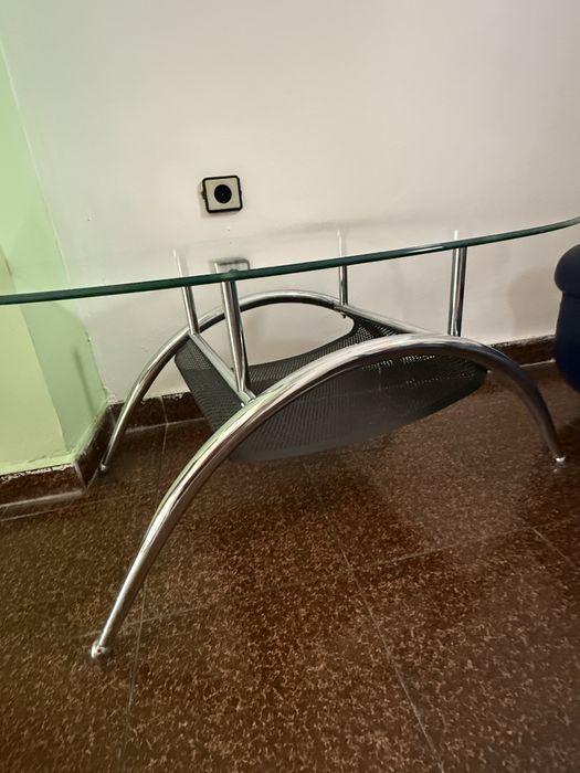 Холна маса - ниска