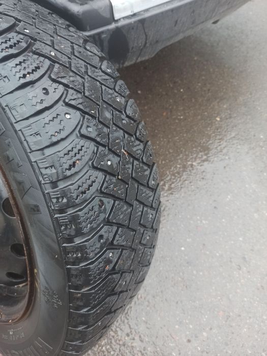 Шины Continental Германия. Размер 185/65/15.оригинал. с дисками.