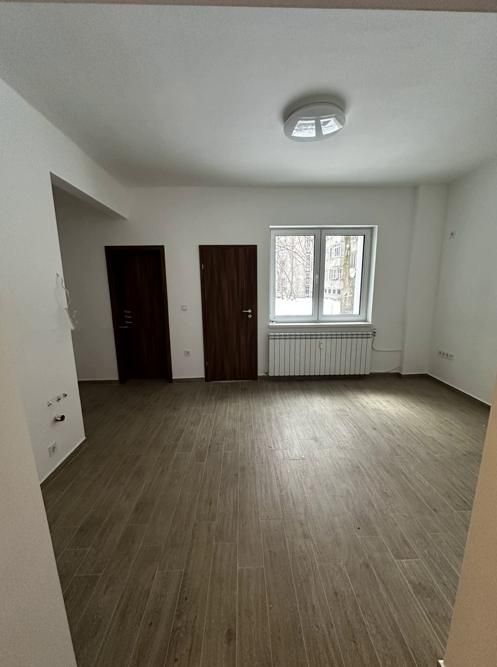 Дава се под наем Двустаен апартамент в София, Център - 41 кв.м за 900 € - Снимка #3