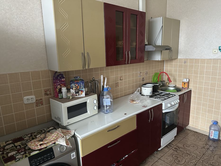 Продам кухонный гарнитуру