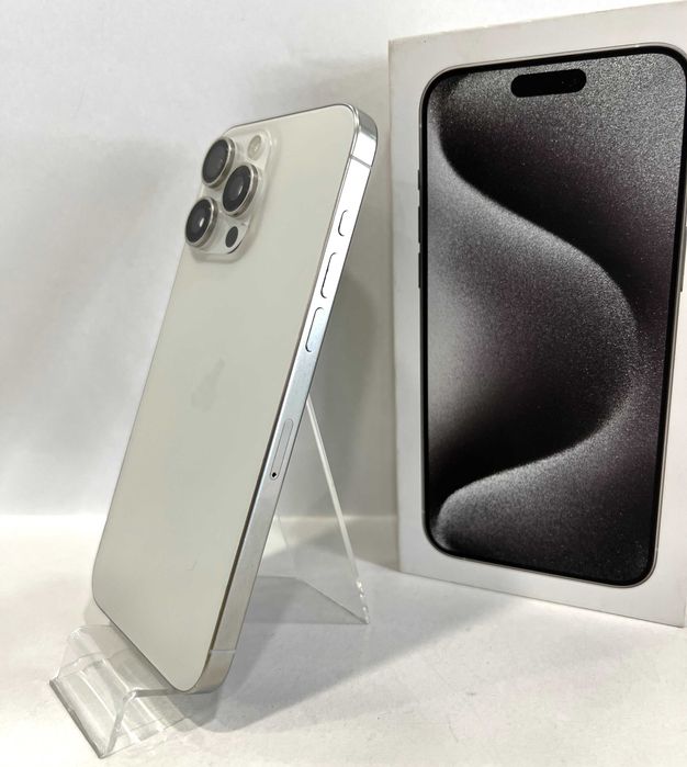 iPhone 15 Pro Max, 256GB, sănătate baterie 84%,  garanție 90 de zile,  WhiteTitanium,  impecabil!