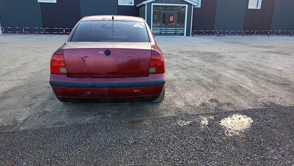 Фольксваген Пассат Б 5