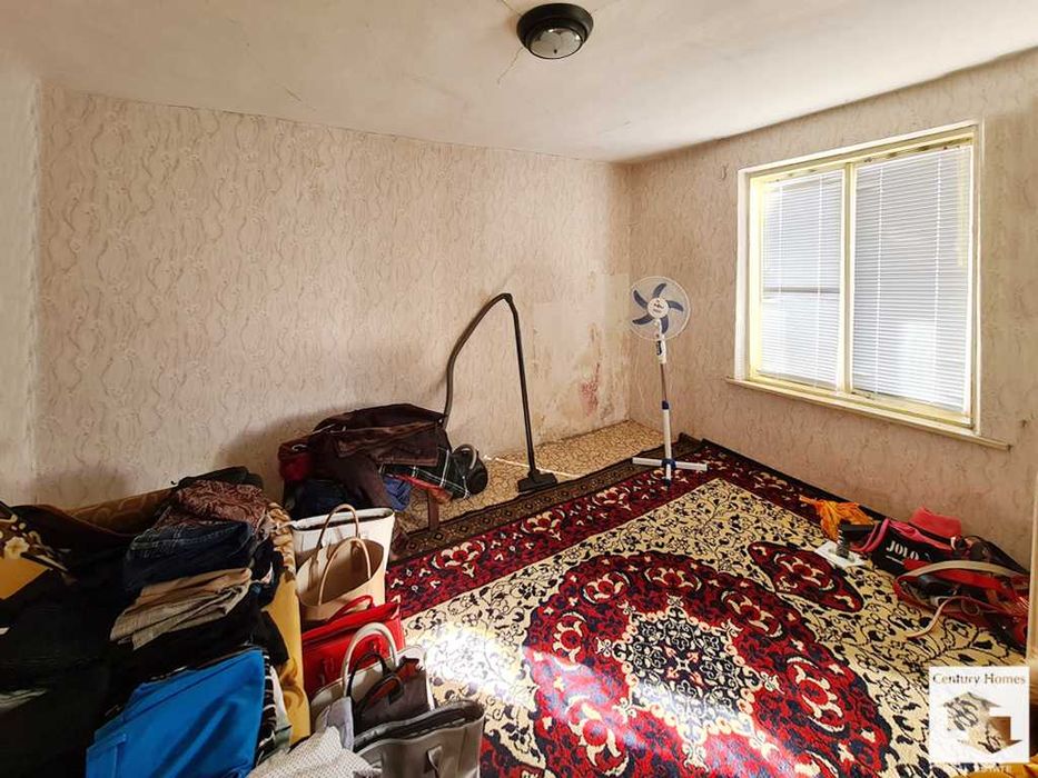 145269 Две къщи в един двор за продажба в гр. Полски Тръмбеш