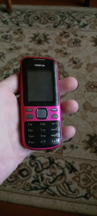 Продаю сотовые телефоны.