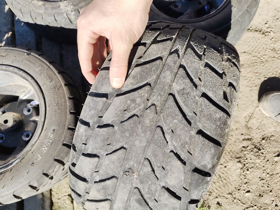 Гуми с джанти за АТВ 10 цола