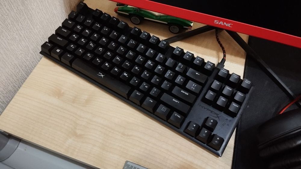 Клавиатура HyperX Alloy fps pro