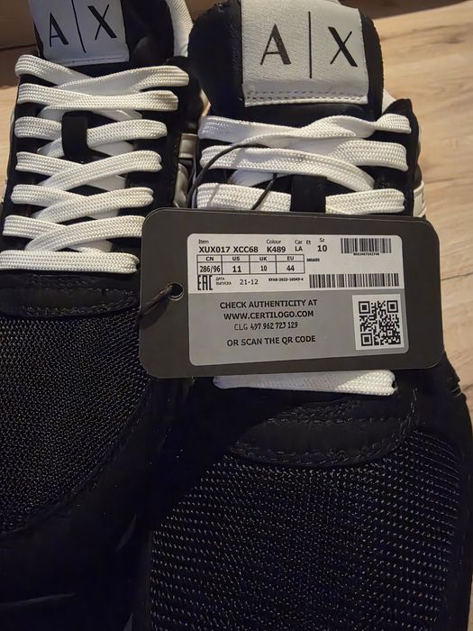 Продават се оригинални обувки ARMANI EXCHANGE