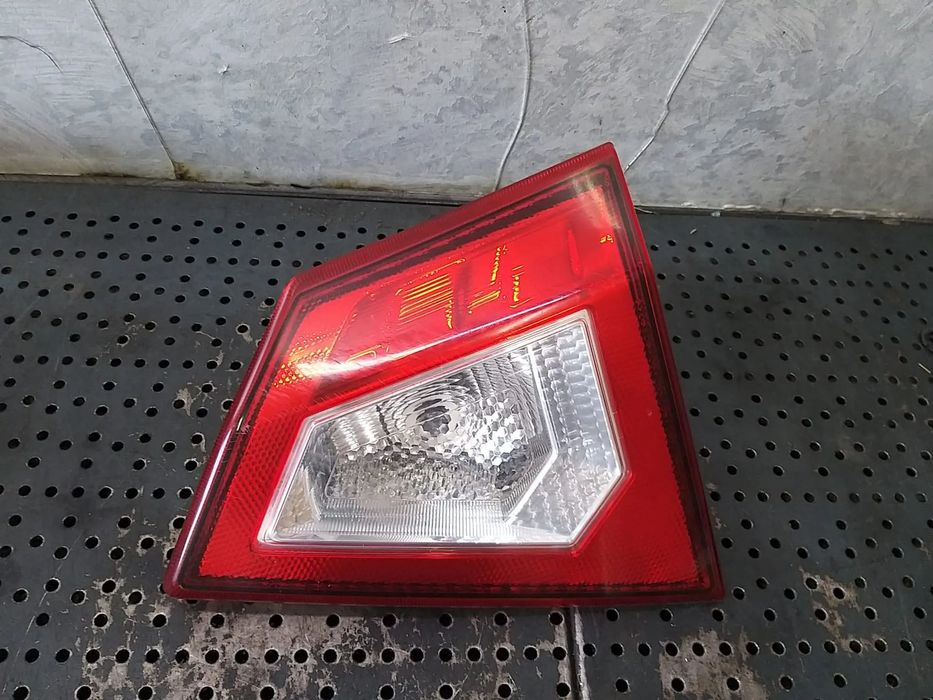 Stop tripla lampa dreapta haion suzuki vitara ly