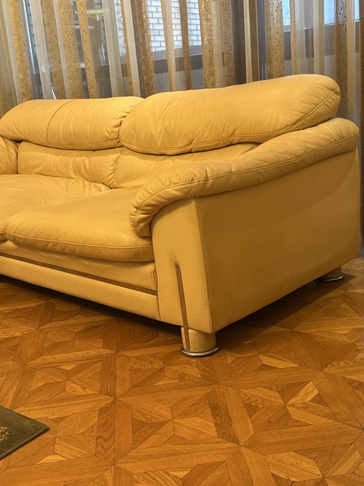 Диван Итальянский кожанный
