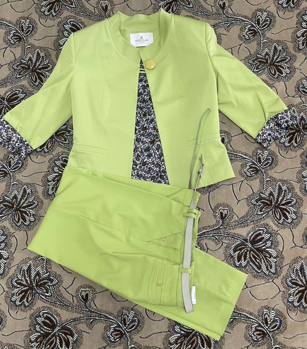 Продам пиджак и брючный костюм