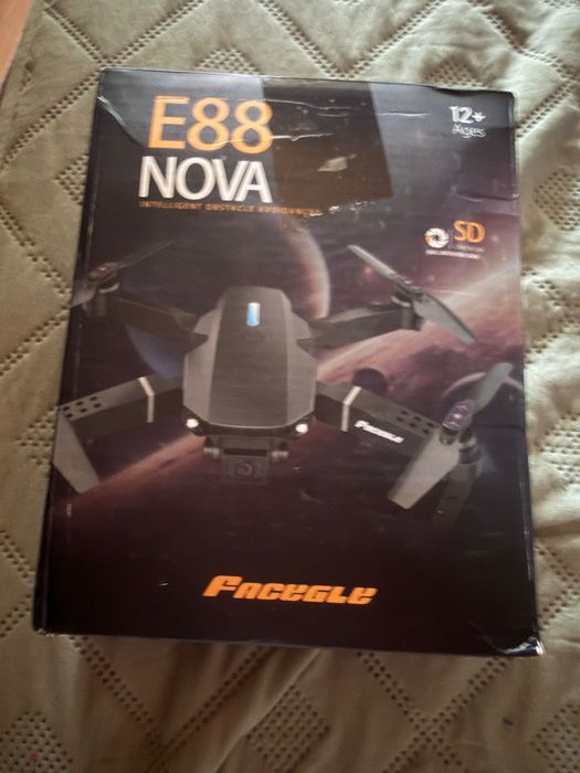 Дрон E88 NOVA 12+
