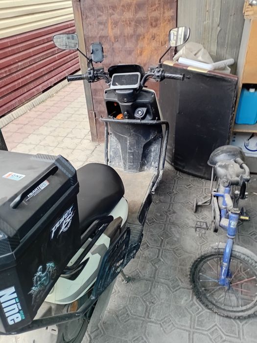 Мопеды  скутеры электро