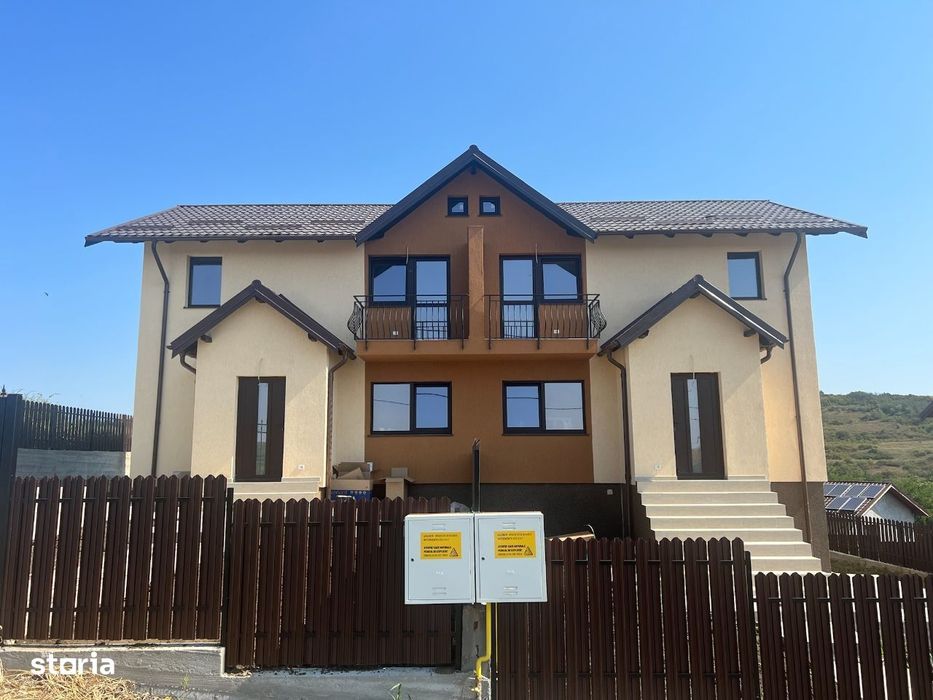 CANALIZARE! ASFALT! Casa 3 camere, 88 mp utili, Miroslava