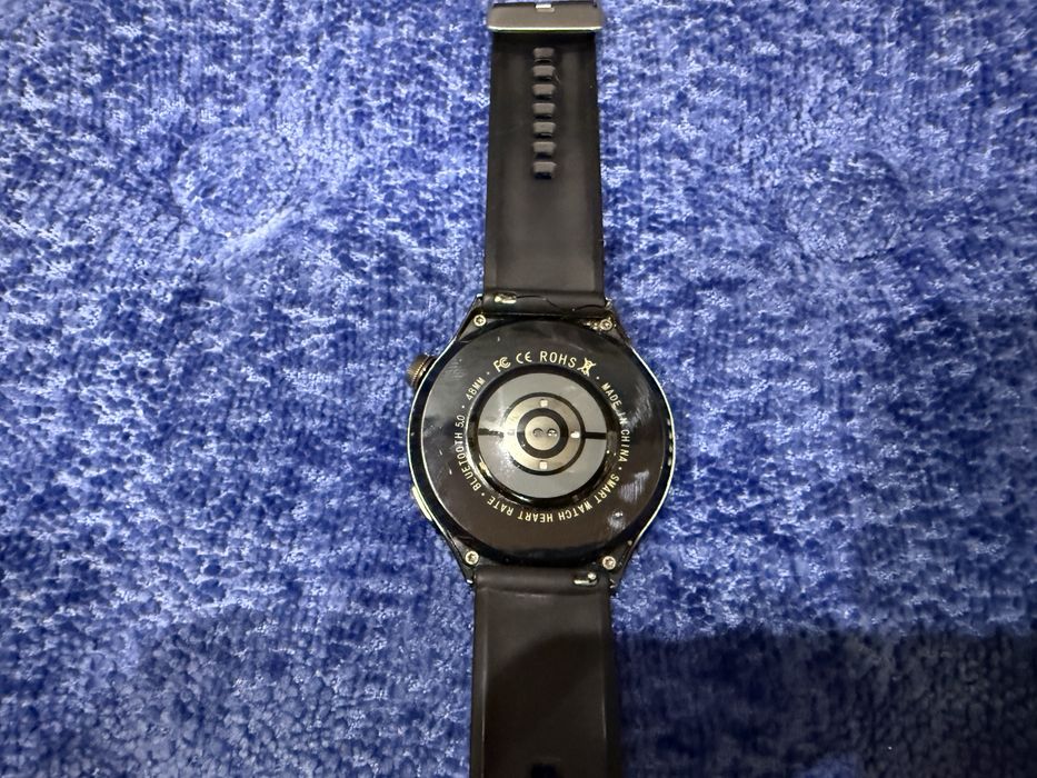 * Smart watch китайские но качественные (нет зарядки)