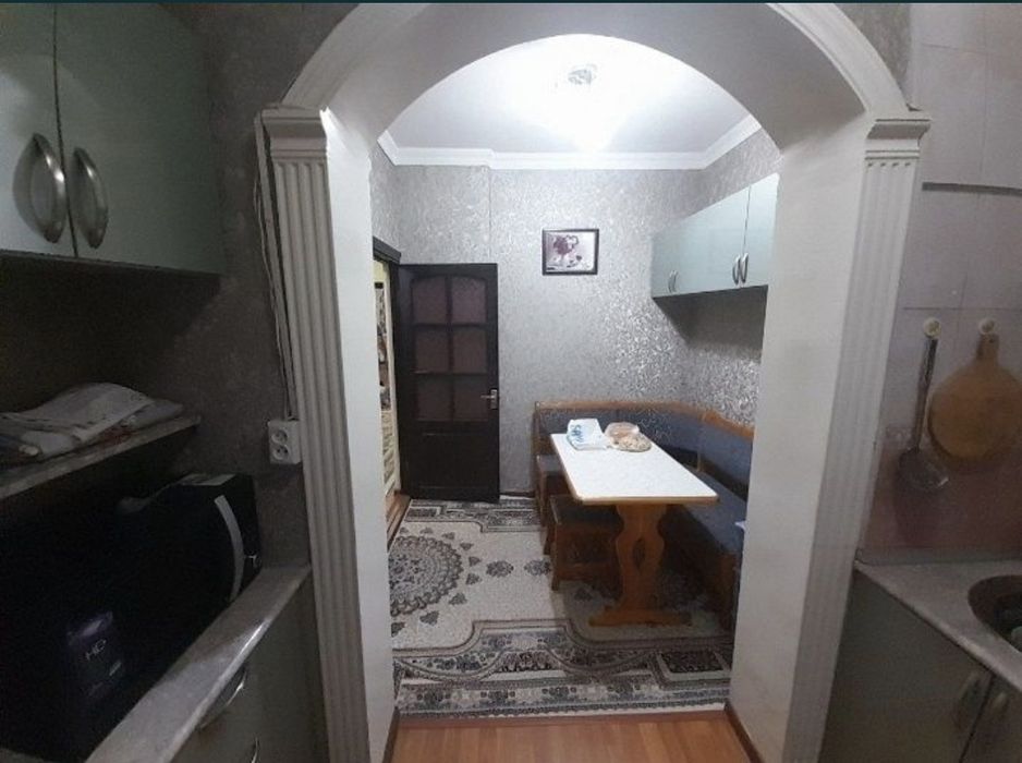 Arenda kvartira Yashnabod Muljal metro bekati3 oldida 2xona 1etaj