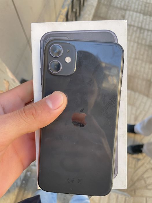 Iphone11/64 черный акб80%