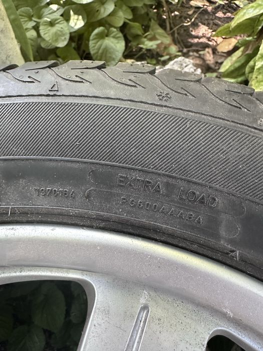 Комплект джанти със зимни гуми Дебица 17" Audi, Volkswagen