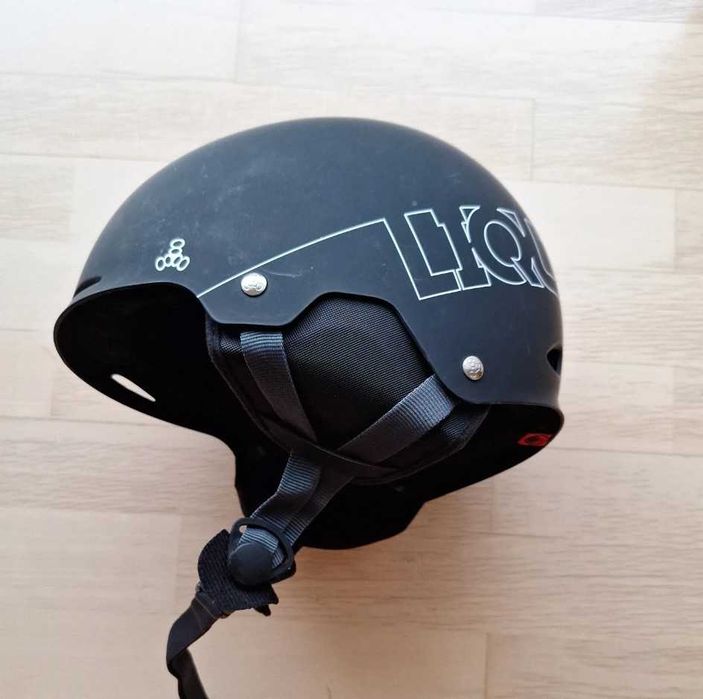 Дамски неопренов костюм O'Neill, черен, размер 40 + жилетка размер M