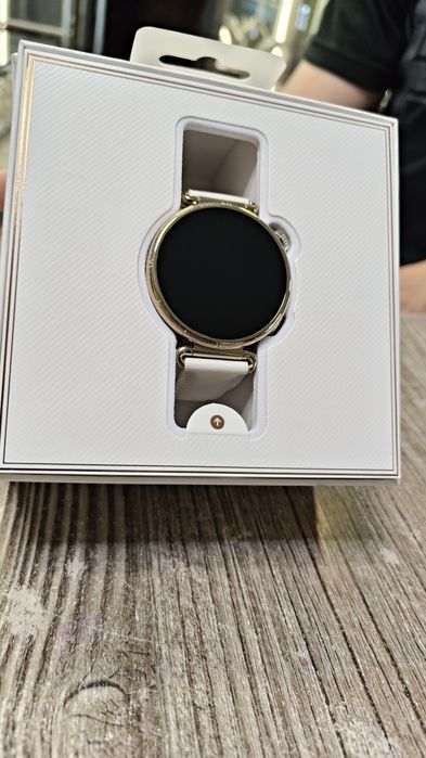 НОВ Huawei Watch GT6 / Гаранция