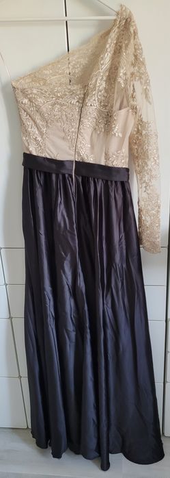 Rochie MGB neagra cu bust bej și pene la umăr M(38)