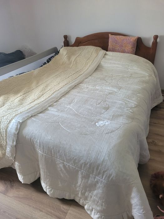 Cuvertură din lână naturală Merinos – moale, elegantă, culoarea untului – 260x260 cm