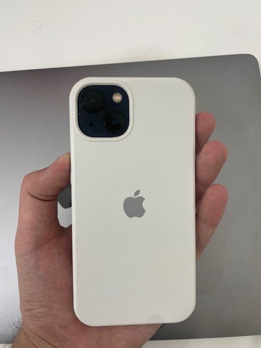 Продам айфон 13 .