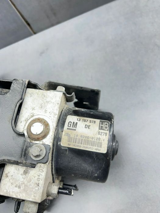 Pompa ABS 13157578 Opel Astra 2005 1.7 CDTI MT (101 hp)