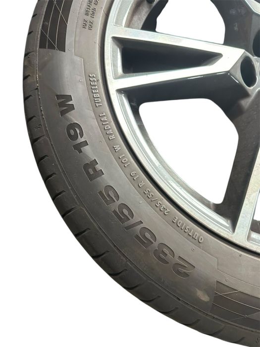 Джанти със гуми за Audi Q5