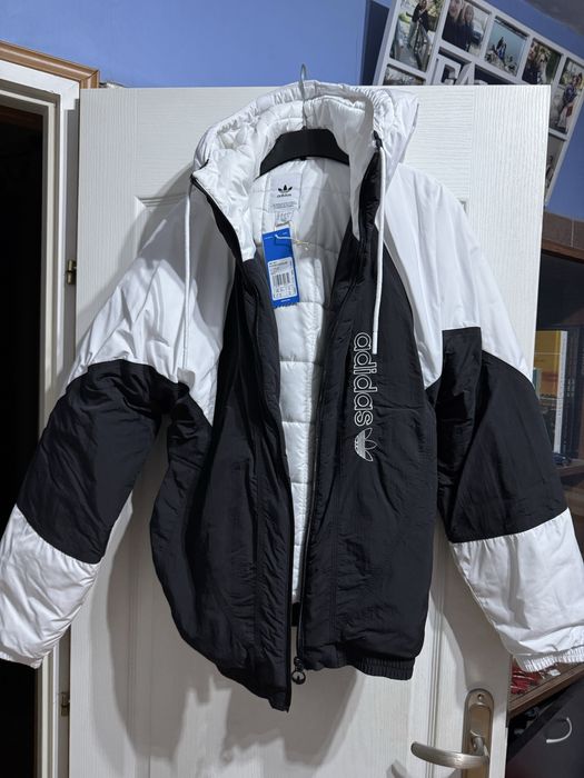 Чисто нови Adidas Originals в XS размер