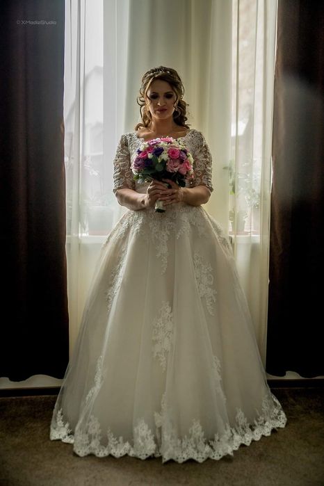 Rochie de mireasa A-line