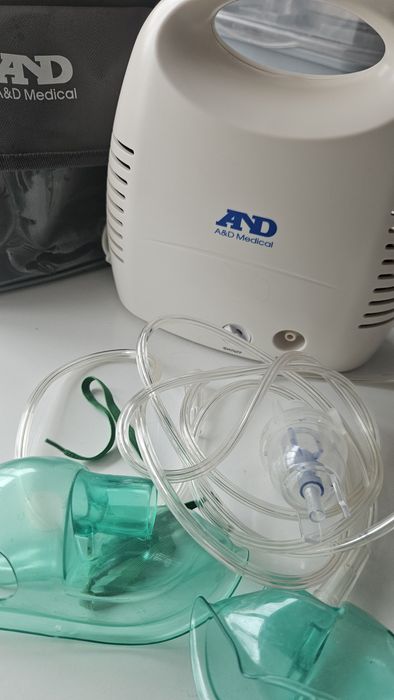 Продам ингалятор для взрослых и детей