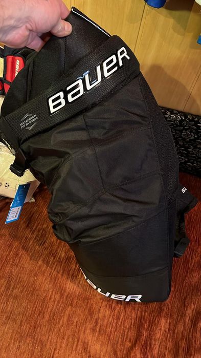 Продам трусы-шорты хоккейные