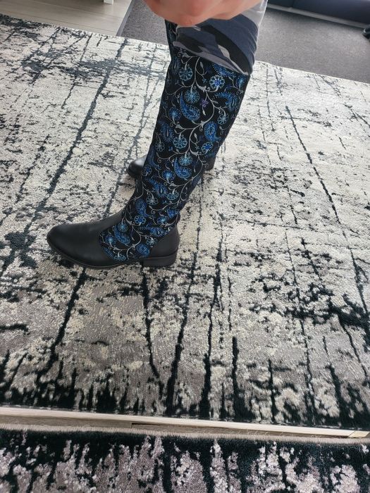 Cizme model deosebit