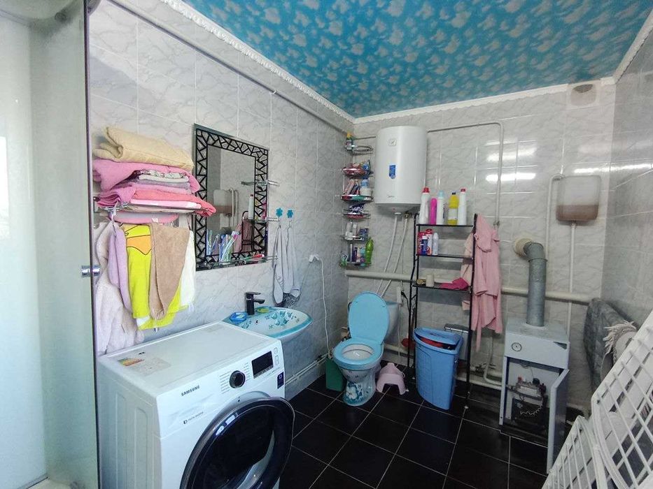 Продам дом с гаражом