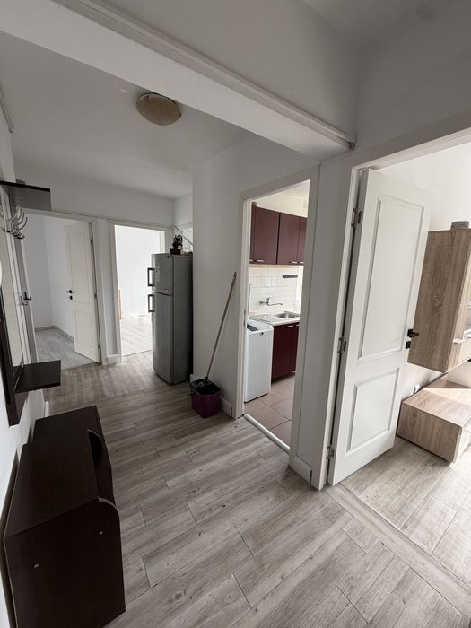 Apartament 3 camere de inchiriat