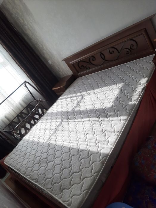 Б/у спальни и шфанер