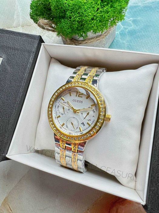 Ceas de mână damă Model 11 – Design Elegant – Cutie Cadou Inclusă