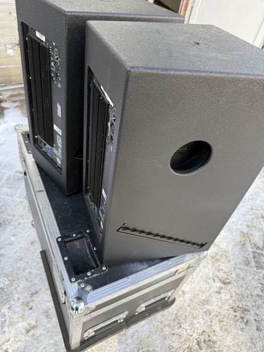 Vând 2 boxe active profesionale EML-EMF