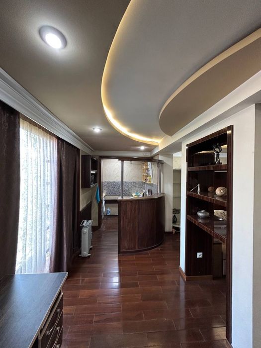 1в2/4/4 Центр!массив Ц-1, цена 83.500 $