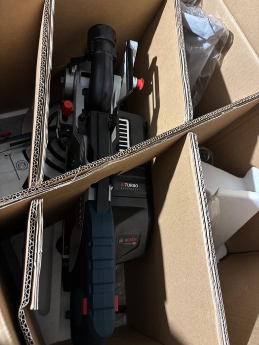 Circular Bosch 18V GCM 18V-216 Nou Biturbo Brushless 1600w