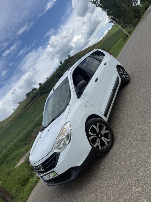 Vând dacia lodgy  2013